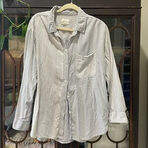 American Eagle Outfitters Blue and White Striped Shirt